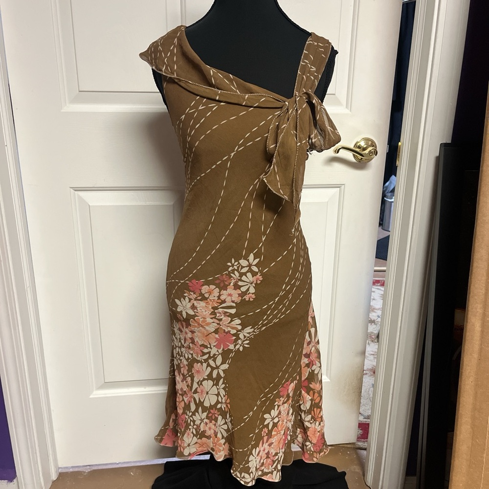 Studio Brown Floral Midi Dress